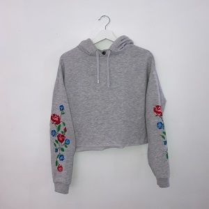 Grey cropped hoodie, floral sleeves